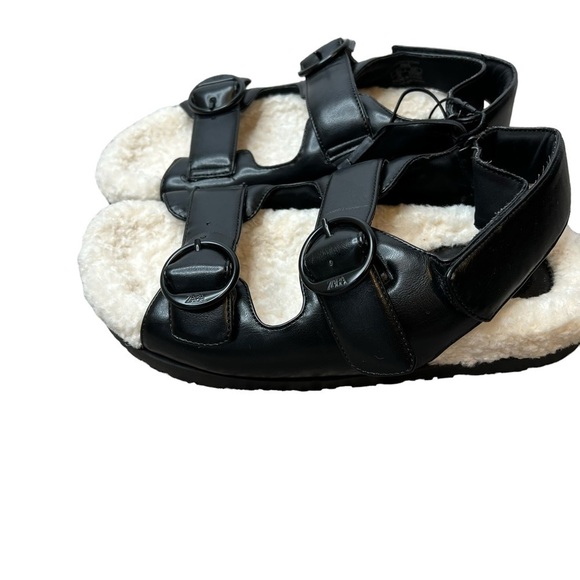 Zara fleece lined two strap buckle sandals in black - Picture 4 of 11